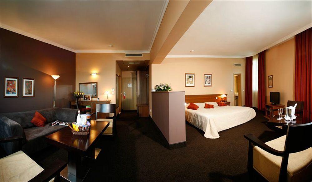 Best Western Plus Expo Hotel Sofia Exterior foto